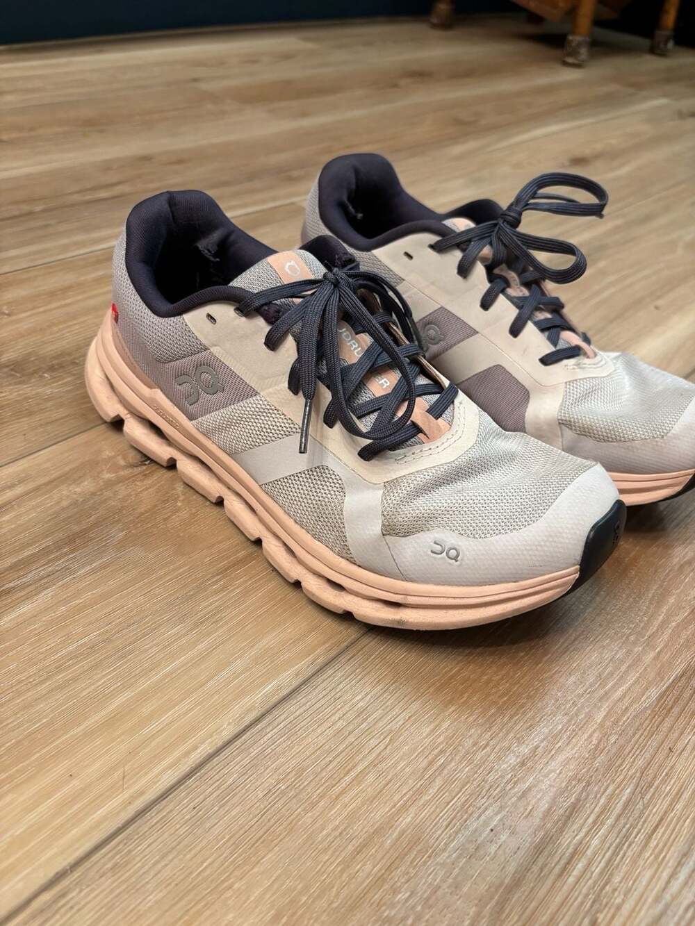 On Cloudrunner Women's Running Shoes Frost/Fade Grey Pink Size 8.5